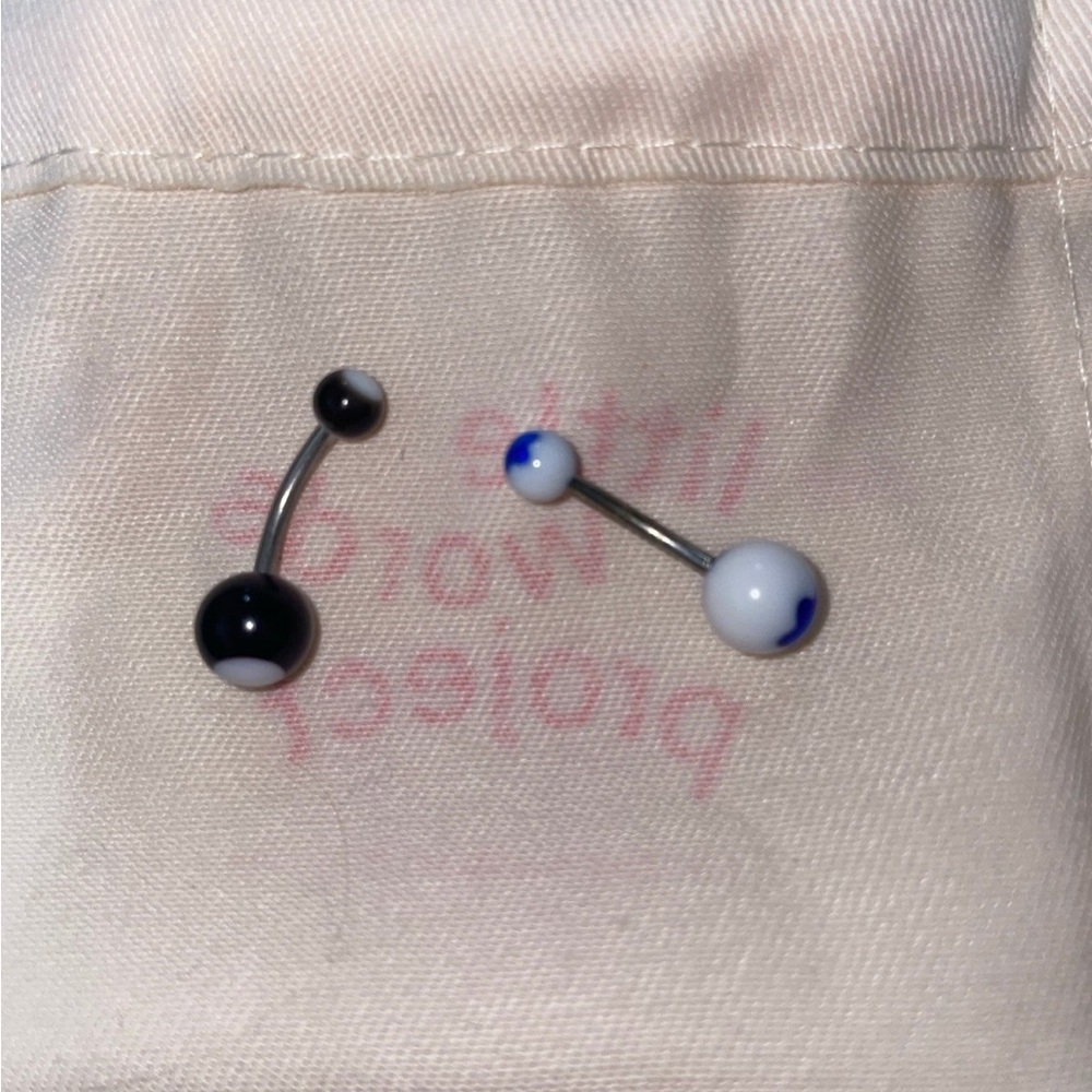 Belly button rings - Picture 2 of 5